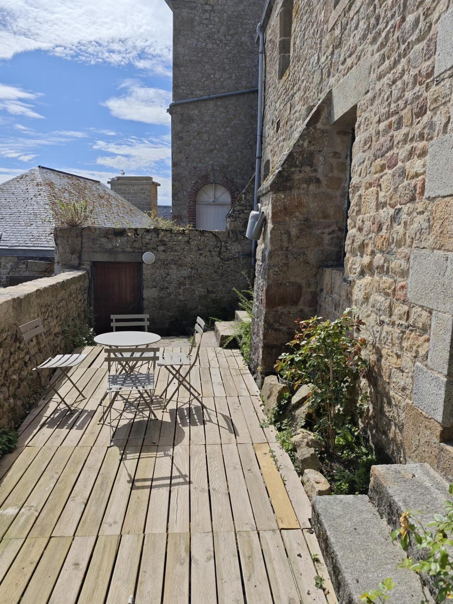 Вилла Chez Adele Mont-Saint-Michel Экстерьер фото